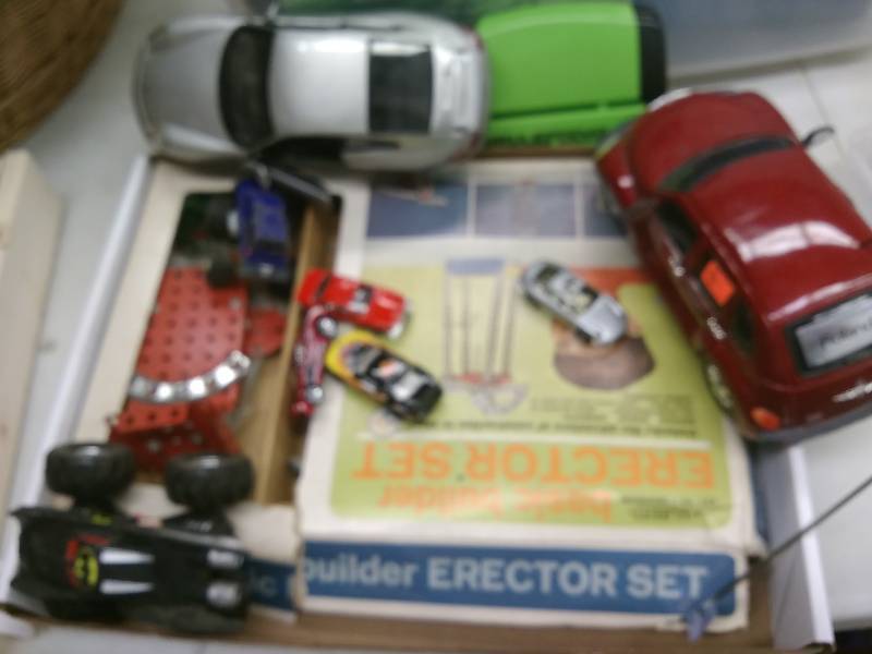 lot 11 image: Toy Lot