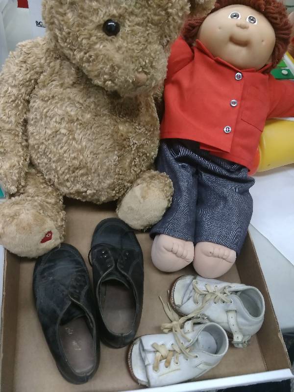 lot 14 image: Toys & Baby Shoe Lot
