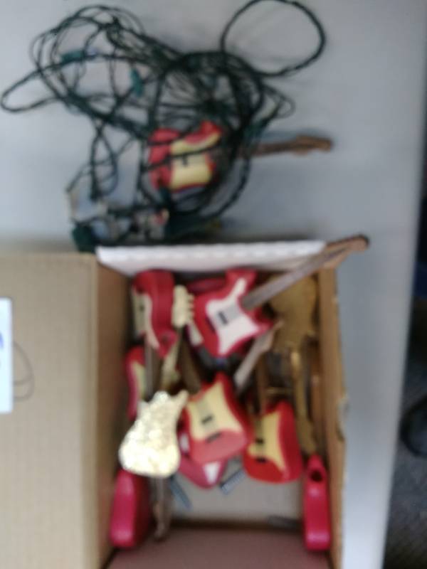 lot 53 image: Guitar Christmas Lights