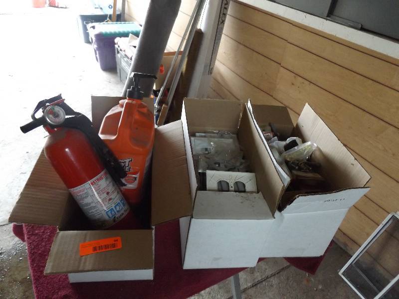 lot 44 image: Fire extinguisher, orange cleaner, ...