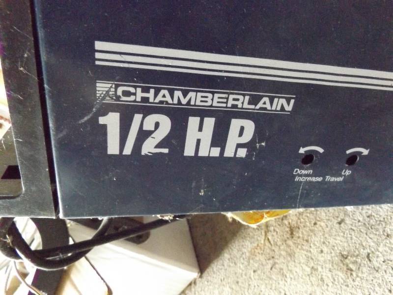lot 62 image: Garage door opener, Chamberlain 12...