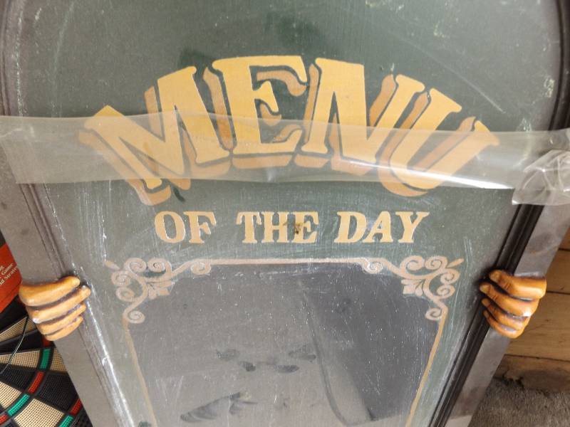 lot 66 image: Menu of the day standing chalkboard...