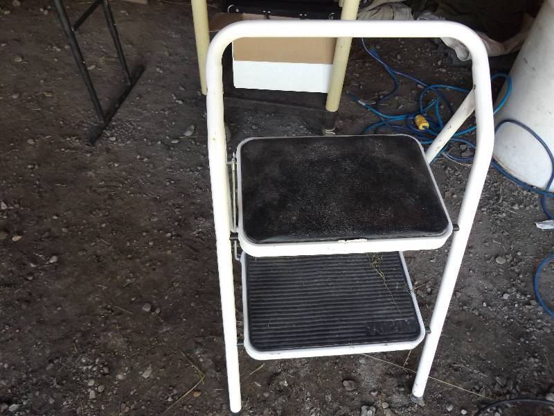 lot 100 image: White folding step stool, Two elect...
