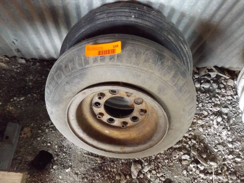 lot 158 image: Two tire with rims,