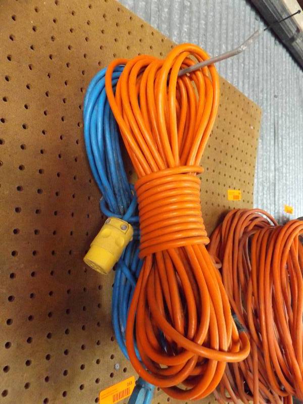 lot 161 image: Outdoor cords, orange and blue...