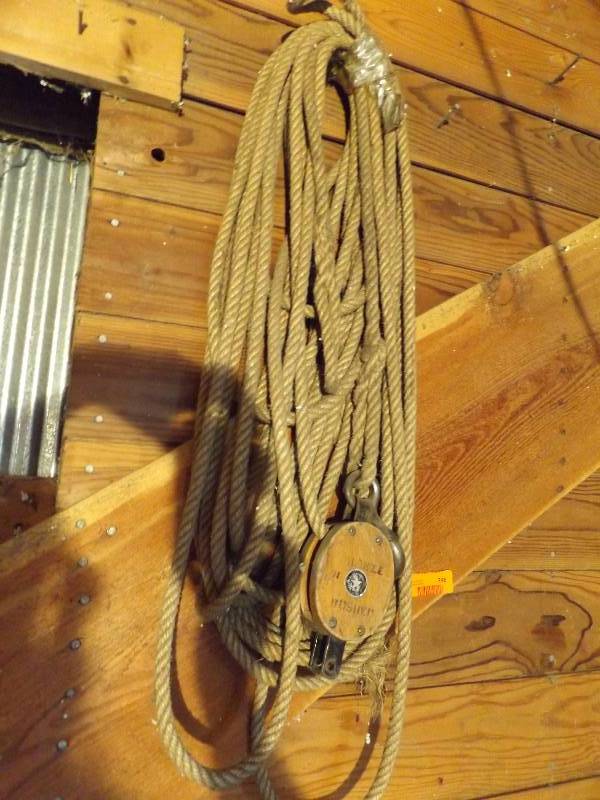 lot 246 image: Block and Tackle, Boston Lockport B...