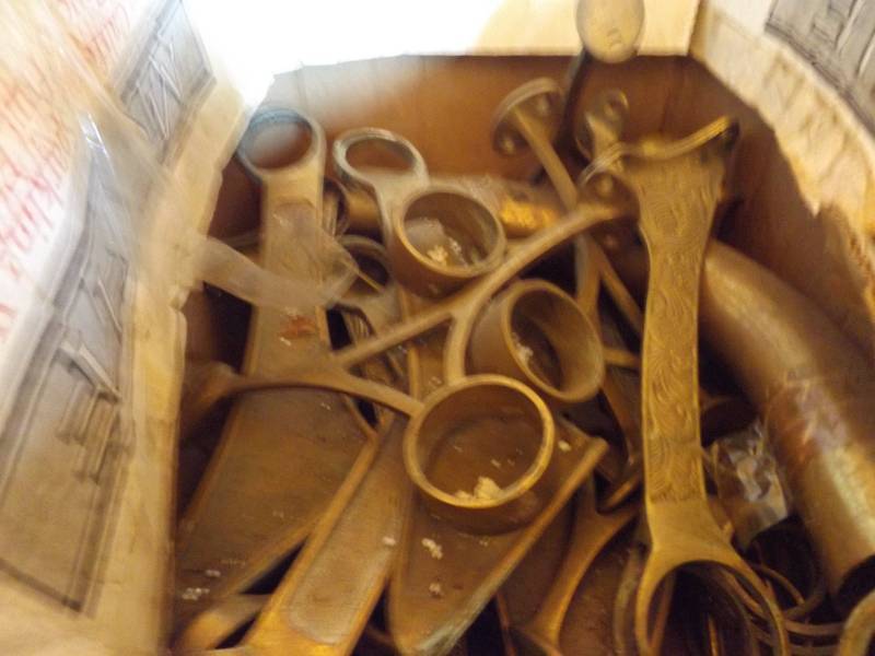 lot 248 image: Brass railing pieces from bar kickr...