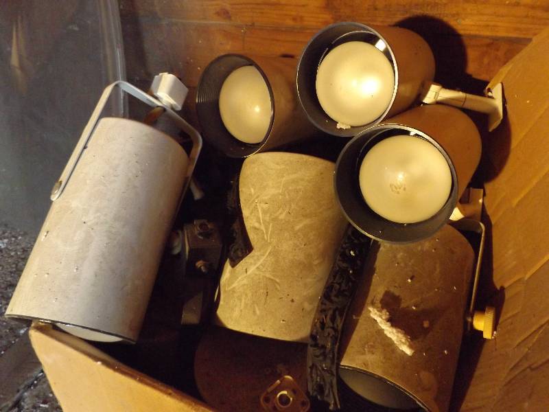 lot 249 image: Lights - 12 spotlights...