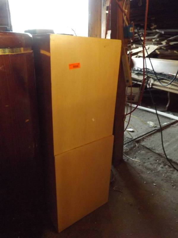 lot 260 image: Two podium displays...