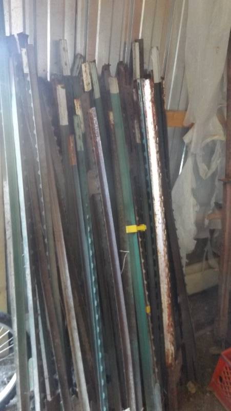 lot 227 image: Metal fence posts...