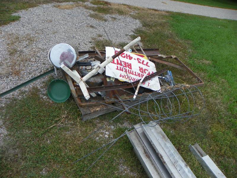 lot 202 image: Scrap metal...
