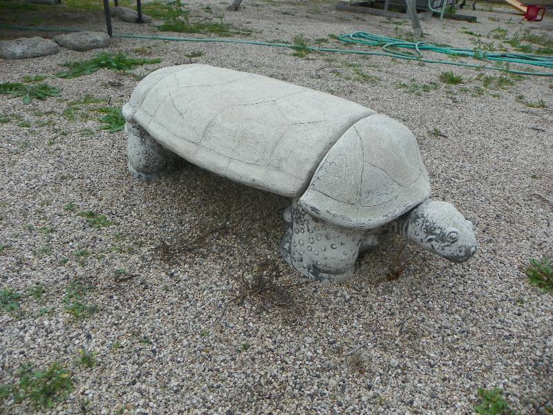lot 207 image: Concrete turtle yard decoration...