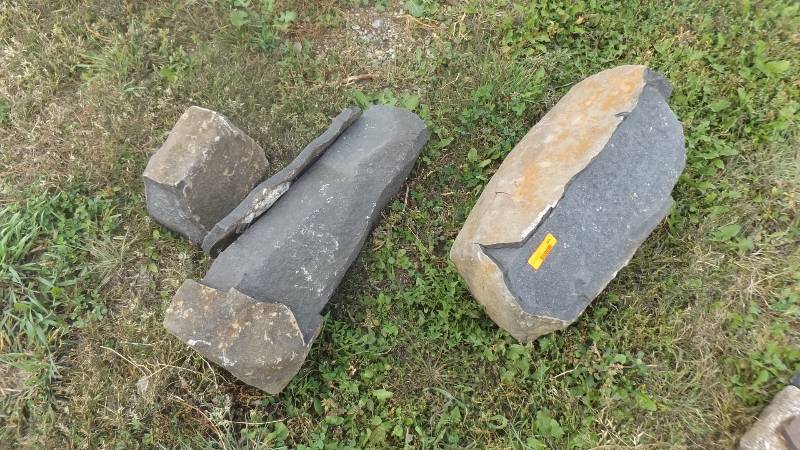 lot 369 image: Rocks Devils Stone