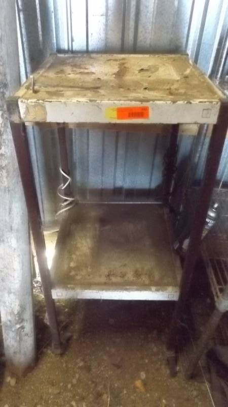 lot 440 image: Cart...