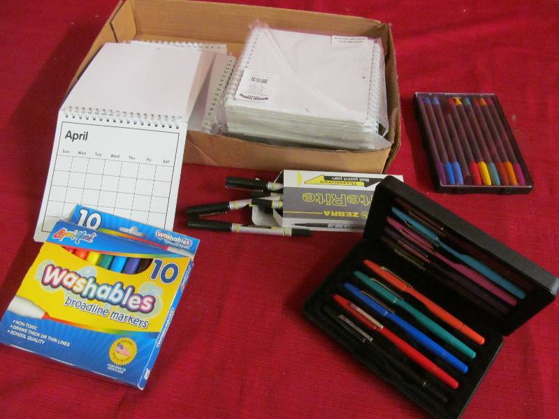 lot 122 image: Mini CalendarsMarkers