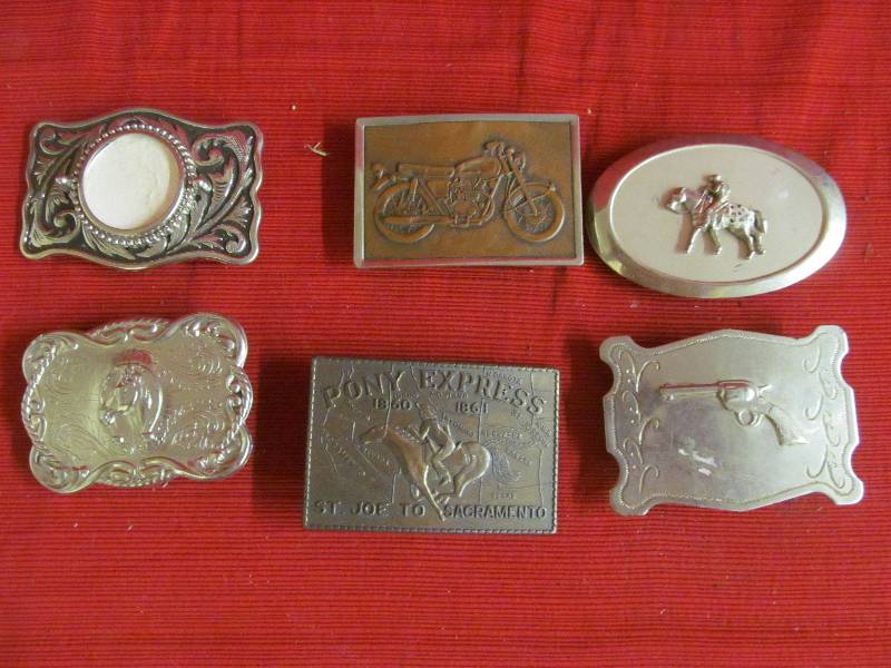 lot 126 image: Belt Buckles