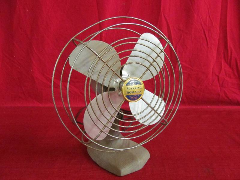 lot 128 image: Vintage Fan