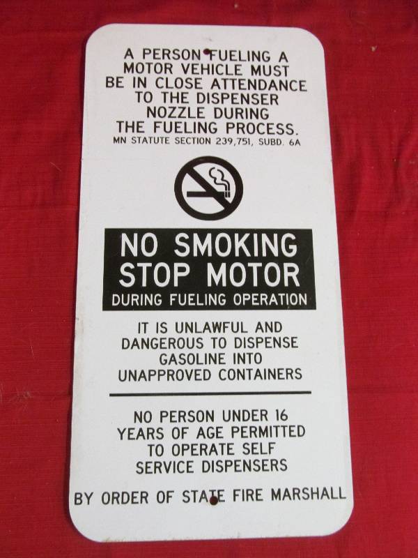lot 195 image: No Smoking Sign