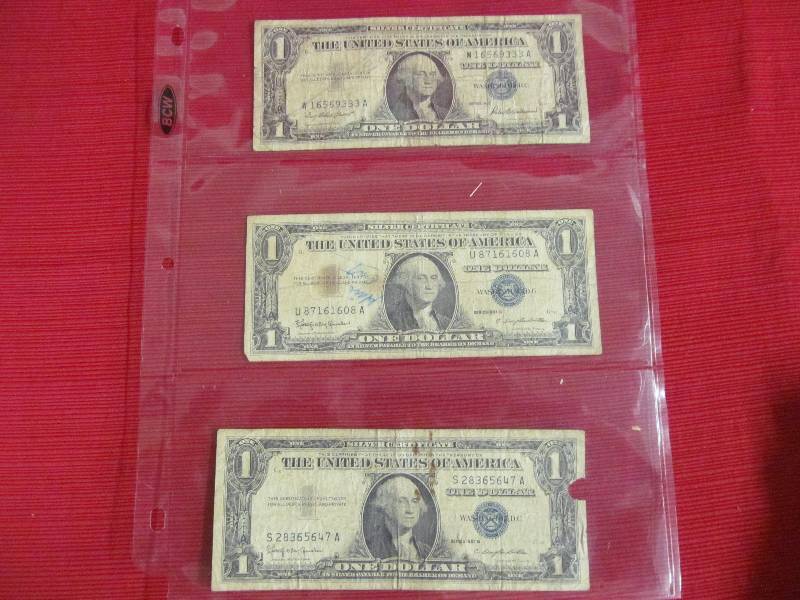 lot 204 image: $1.00  Silver Certificates