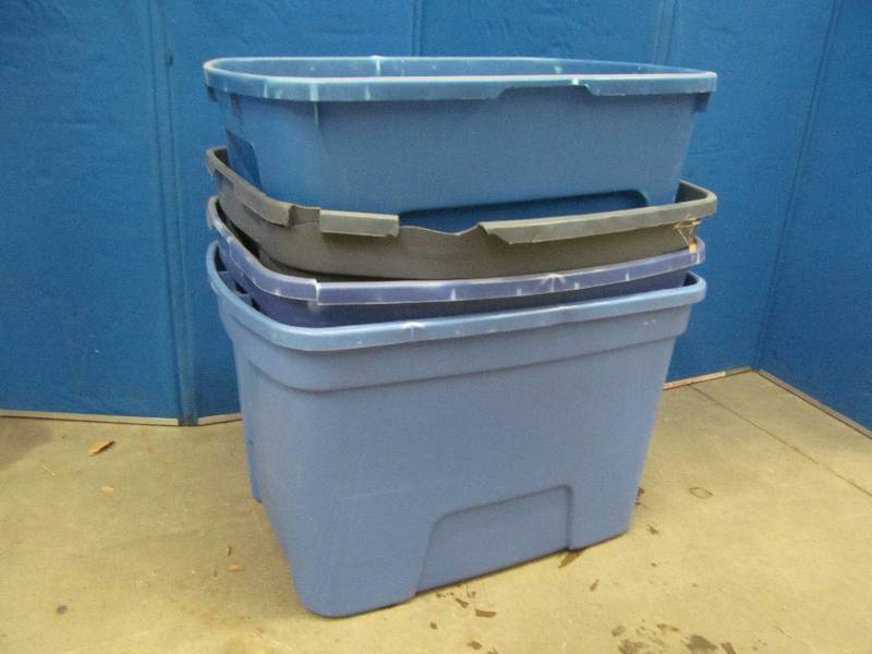 lot 236 image: Storage Totes
