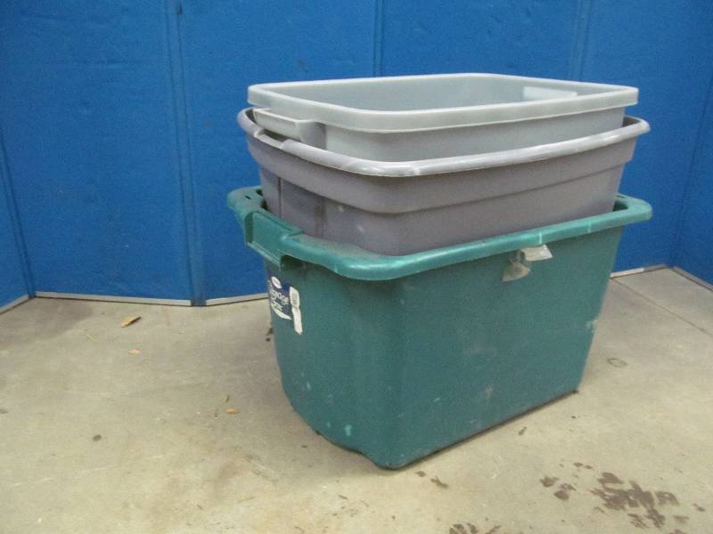 lot 237 image: Storage Totes