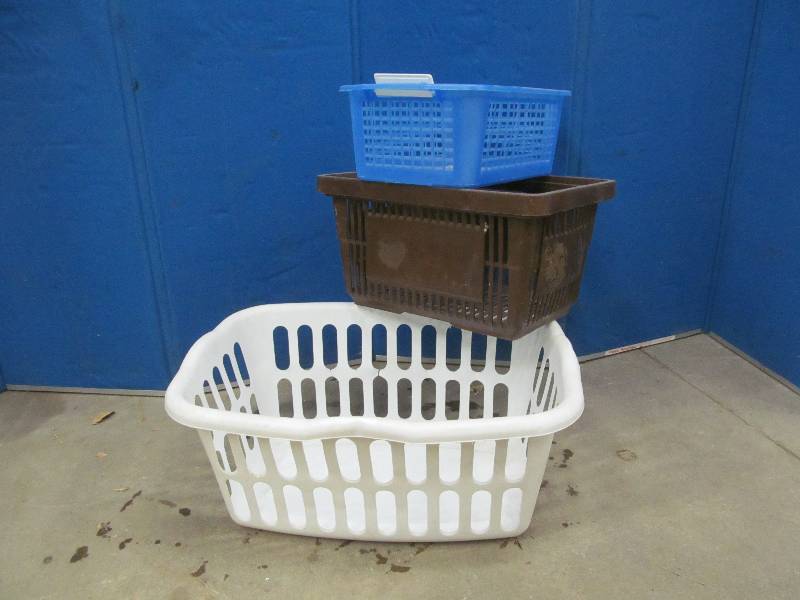 lot 245 image: Laundry Baskets