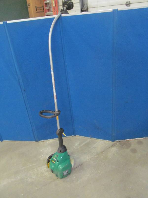 lot 13 image: Weedeater String Trimmer