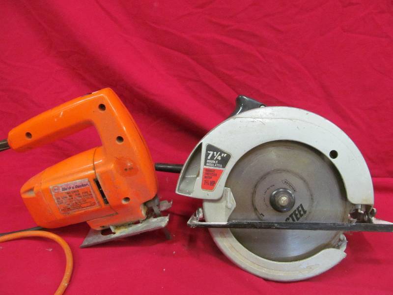 lot 17 image: Black & Decker Jig Saw