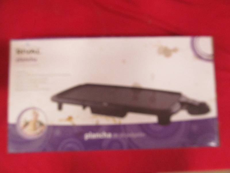 lot 30 image: Rival Griddle