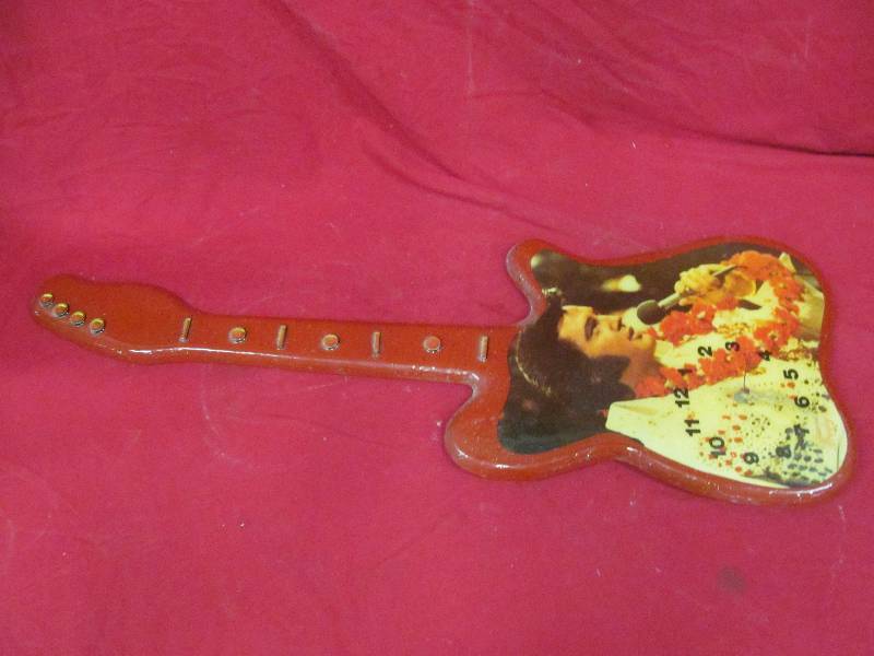 lot 50 image: Elvis Presley Clock