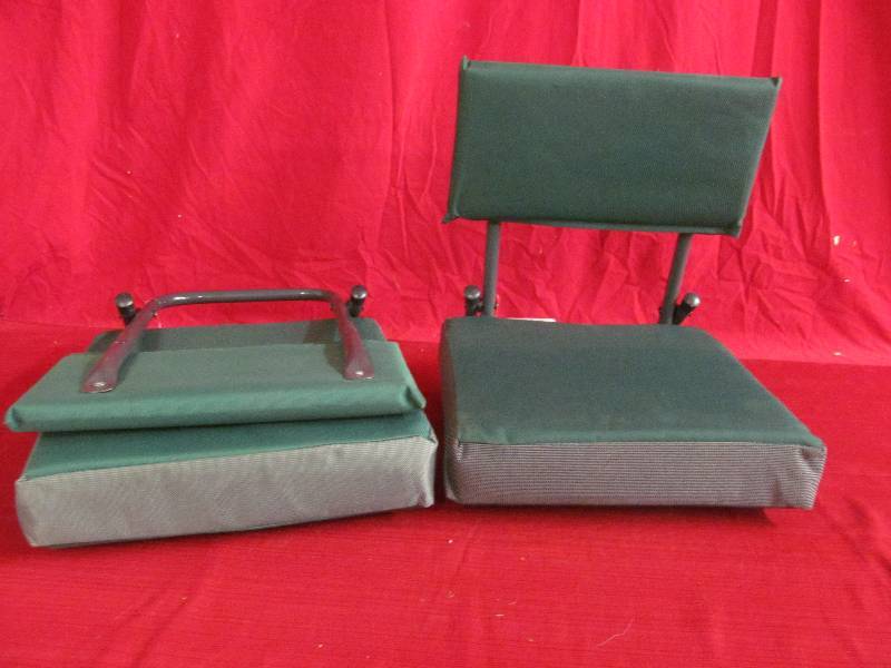 lot 73 image: Stadium Seats