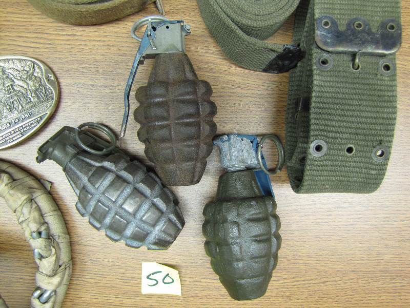 3 Grenades - Various Belts