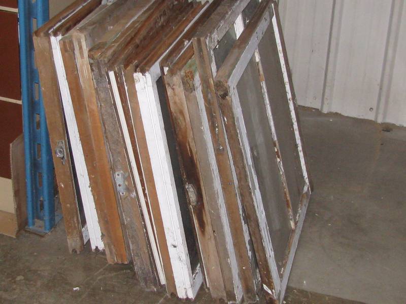 Double Pane Windoes