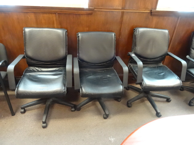 lot 2 image: Chairs