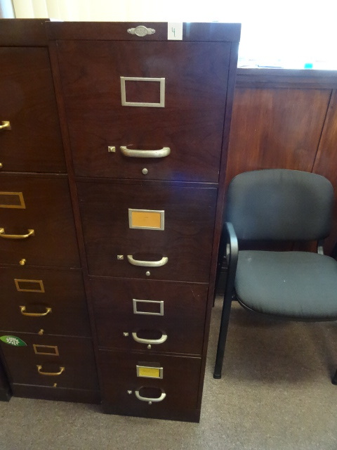 lot 4 image: File Cabinet