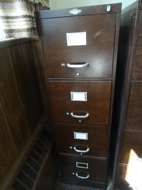 lot 35 image: File Cabinet