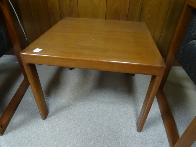 lot 96 image: End Table