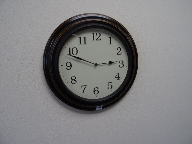 lot 172 image: Clock