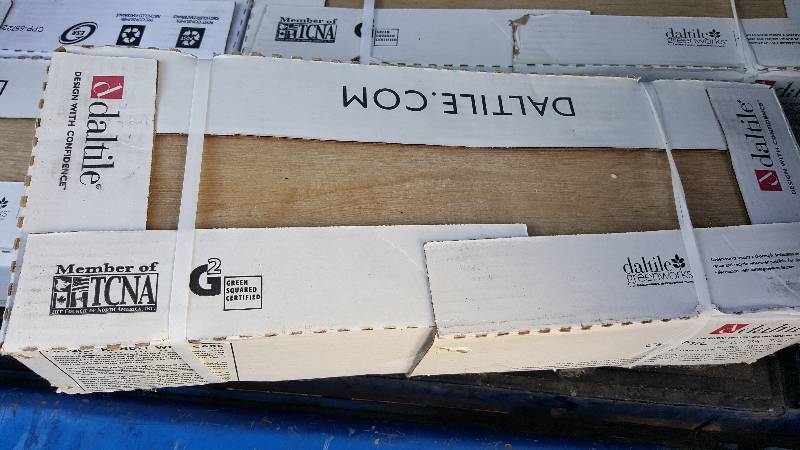 lot 1 image: Ceramic floor tiles 4 boxes