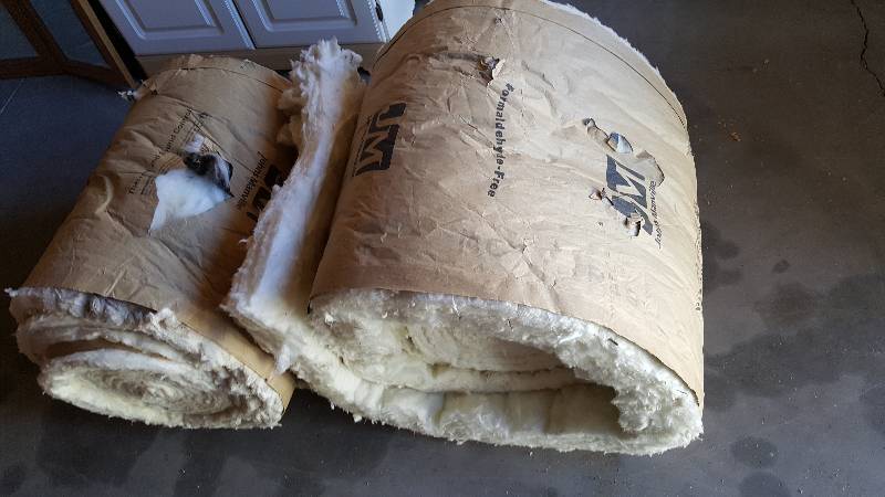 lot 14 image: two rolls of insulation