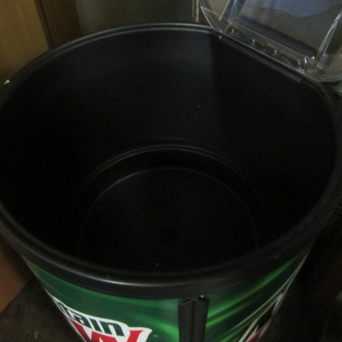 lot 101 image: Mountain Dew Roller Cooler