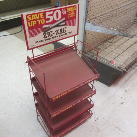 lot 106 image: Zig Zag Metal Display