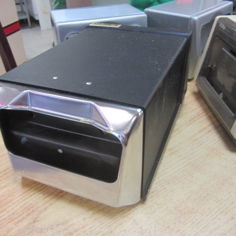 lot 46 image: Napkin Holders