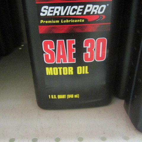 lot 70 image: Motor Oil