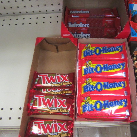 lot 76 image: Candy Bars