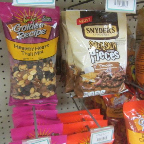 lot 86 image: Trail & Snack Mix