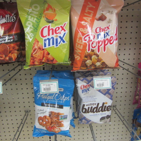 lot 87 image: Salty Snacks