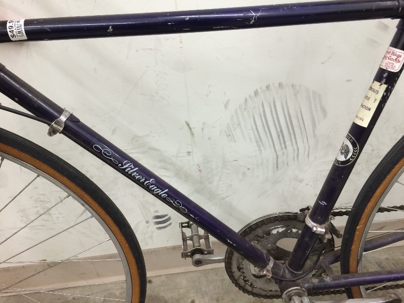 lot 22 image: Bicycle - Silver Eagle