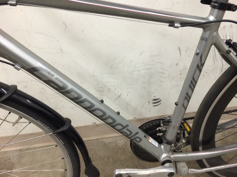 lot 24 image: Bicycle - Cannondale  Shimano