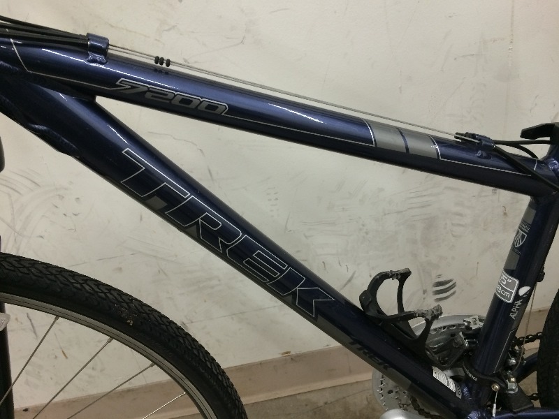 lot 58 image: Bicycle - Trek 7200  15
